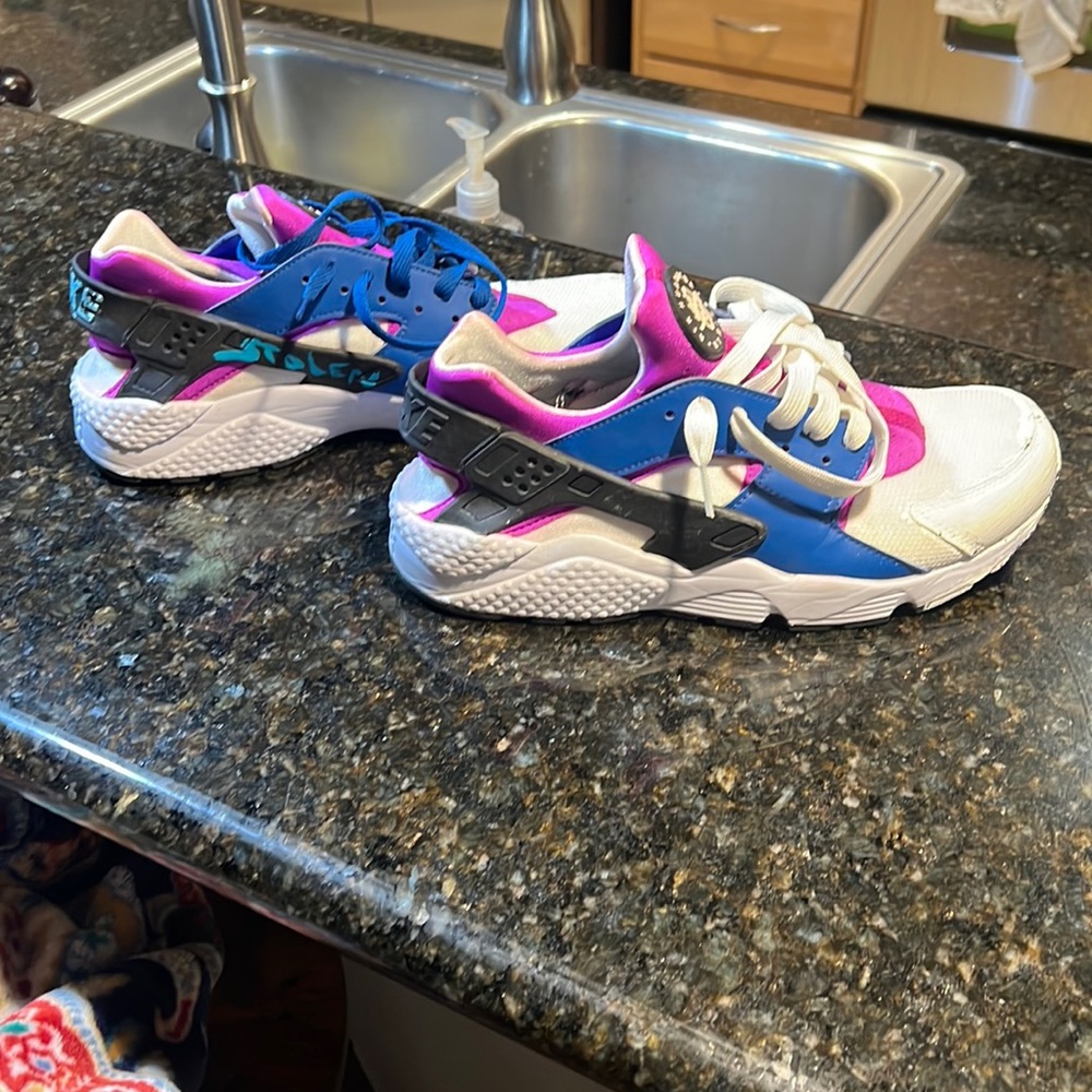 NWOT 1 of 1 Custom Rare Nike Hurricans